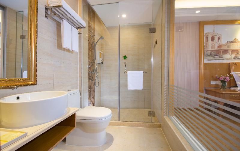 Vienna Hotel Banxuegang Road Шеньчжень Екстер'єр фото